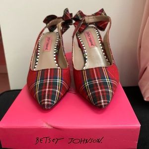 Betsy Johnson Plaid Shoes 5.5